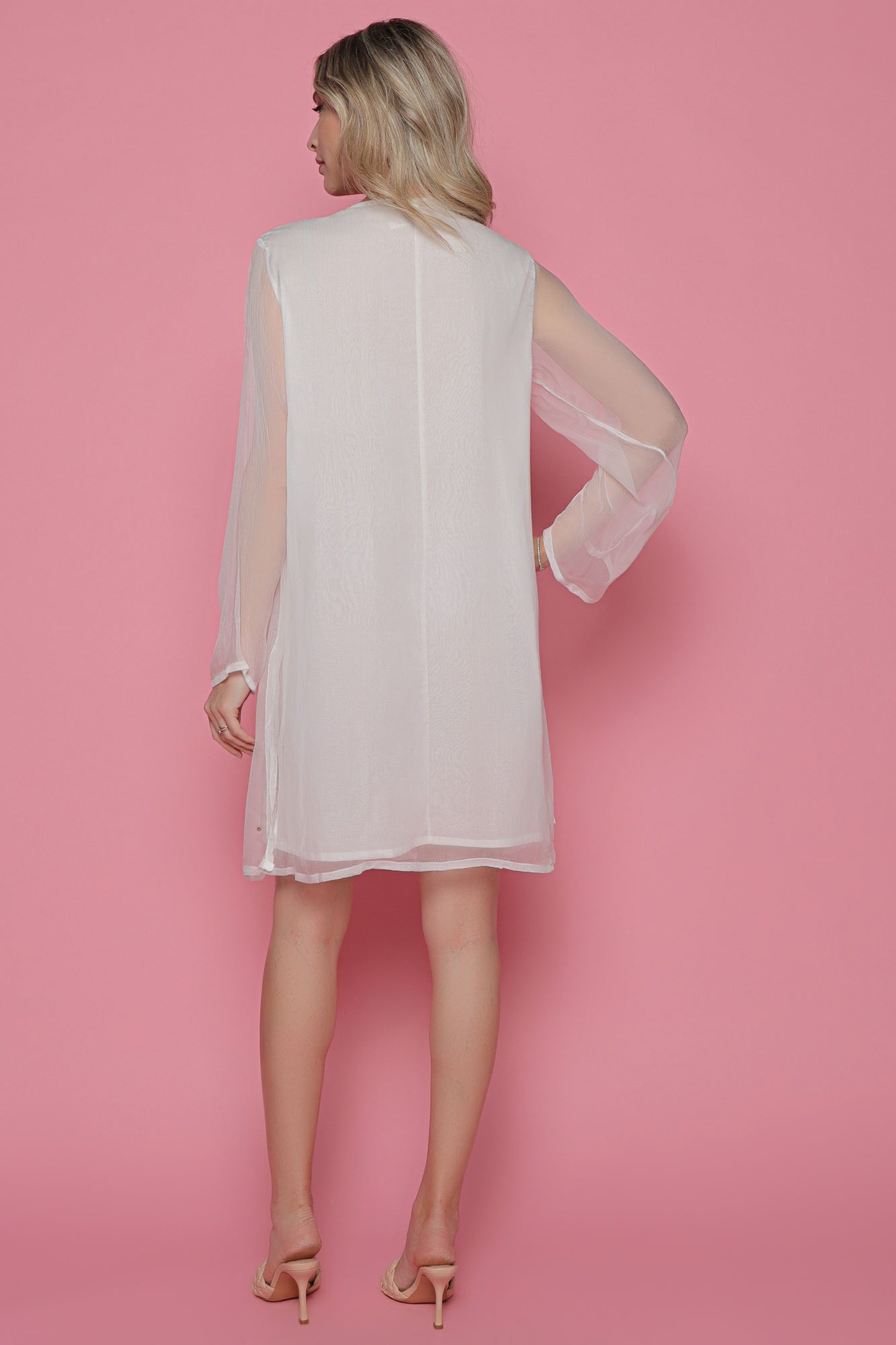 Rochie scurta tunica broderie paiete si margele