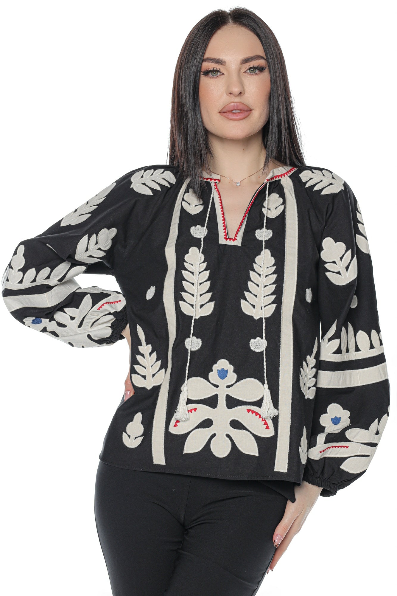 Bluza dama tip ie frunze aplicate brodate