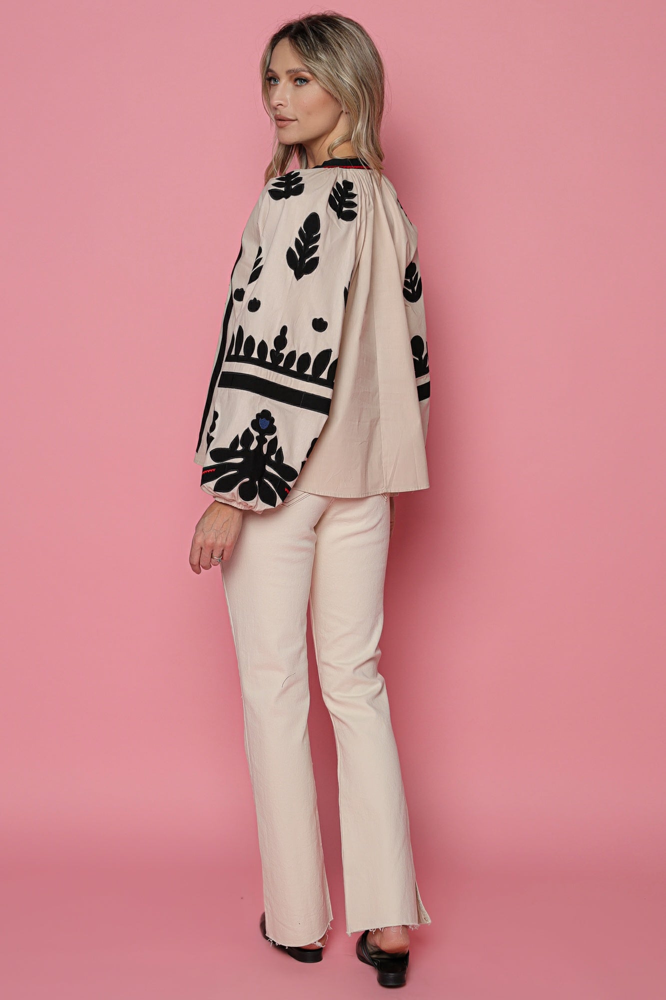Bluza dama tip ie frunze aplicate brodate