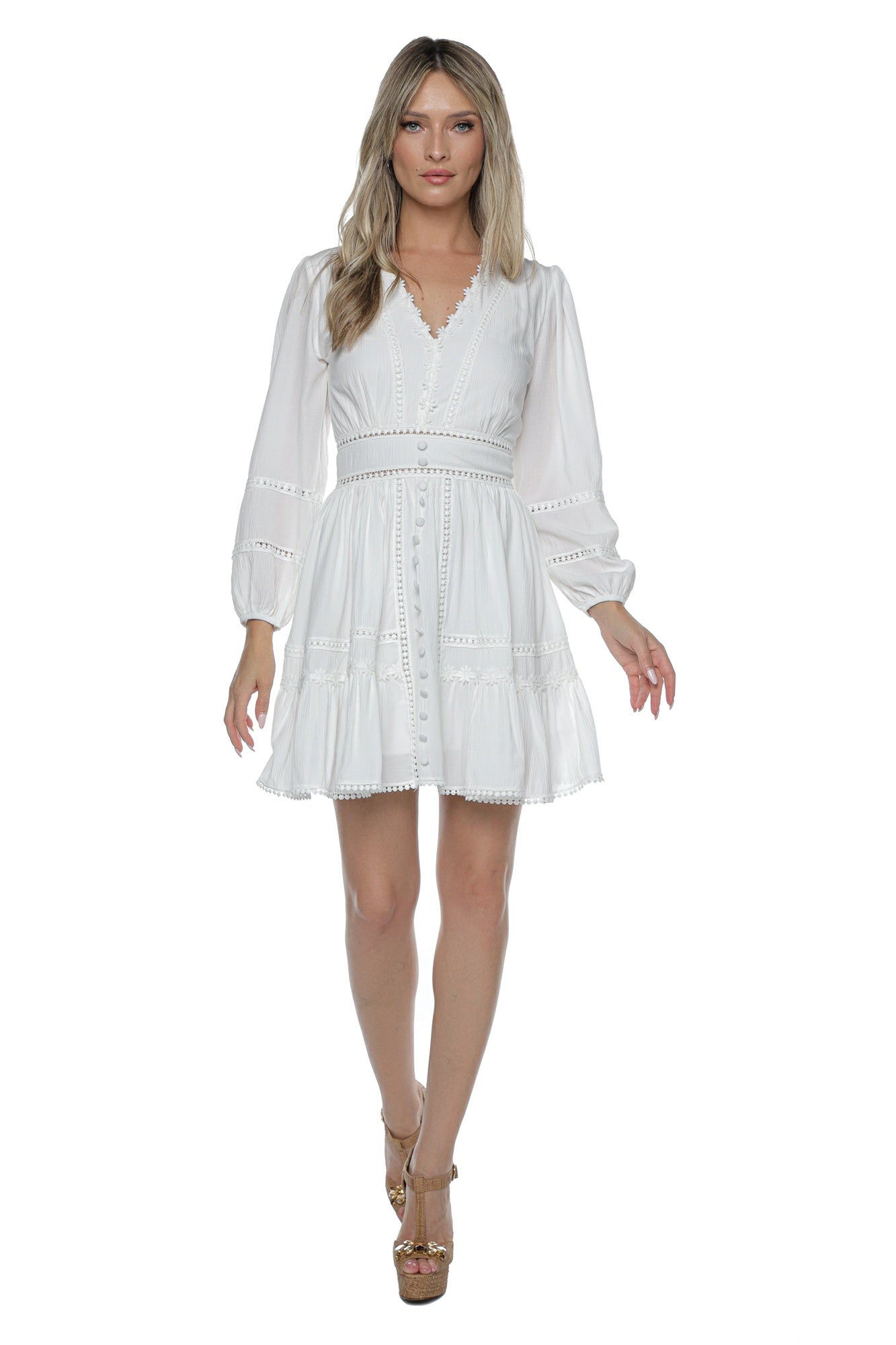Rochie Boho cu Broderii Florale