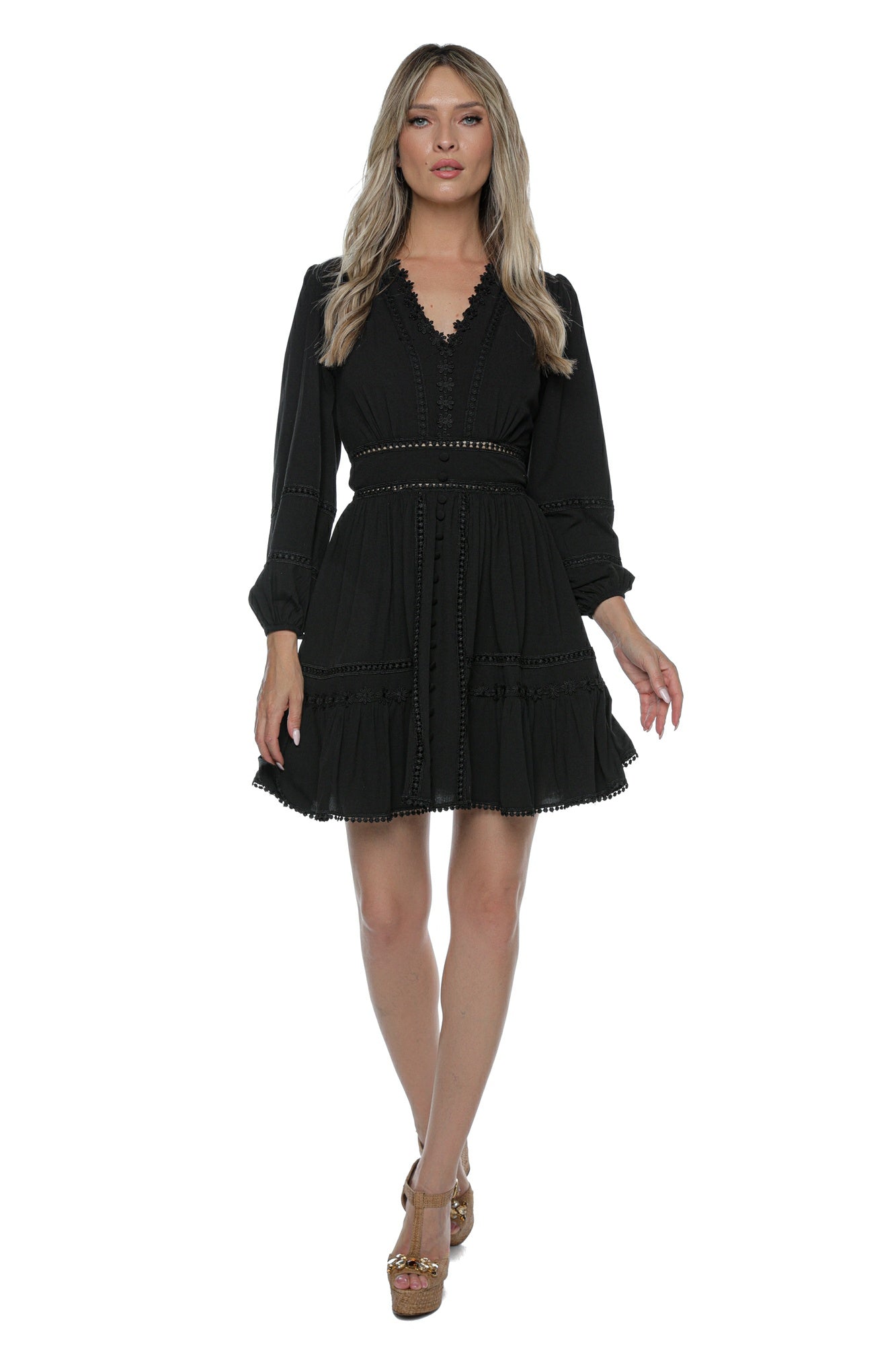 Rochie Boho cu Broderii Florale