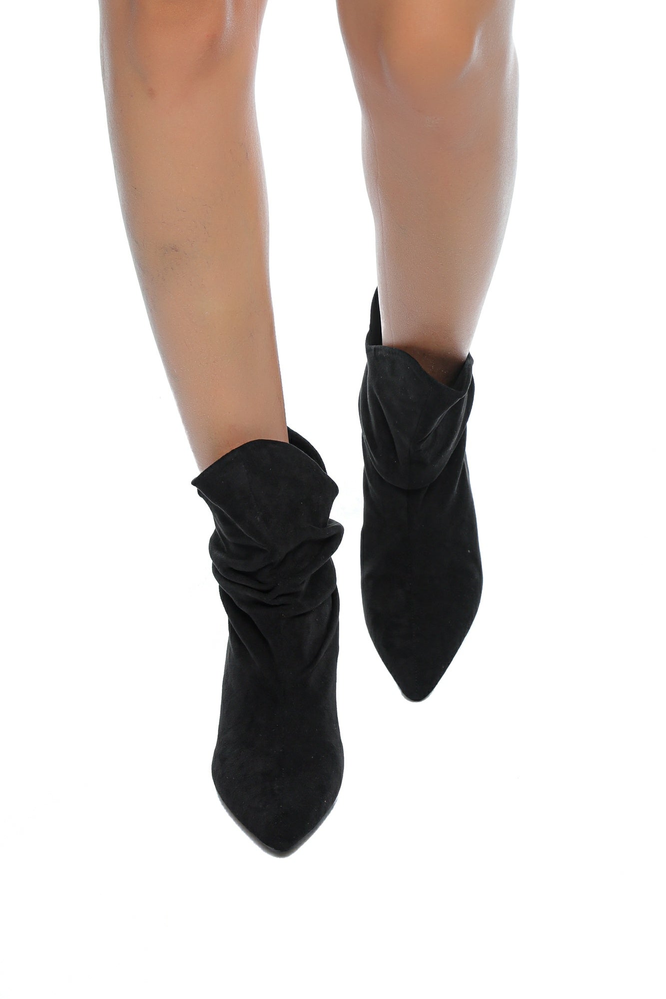 Botine damă cu toc subțire și design creponat