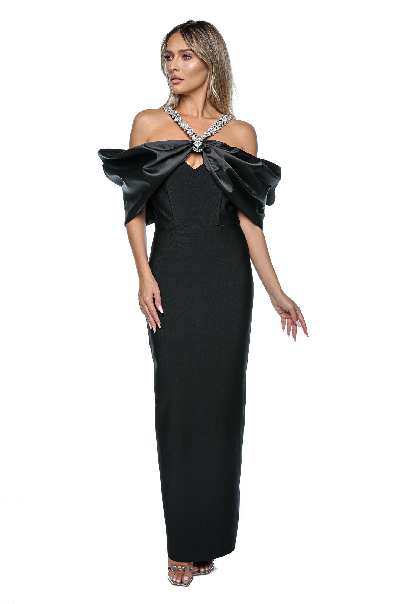 Rochie lungă elegantă cu bust decorat și detaliu statement