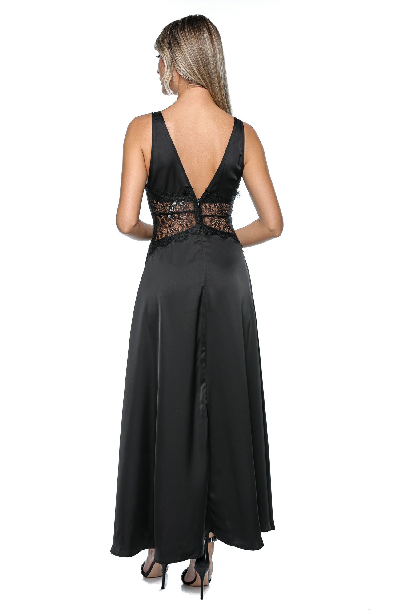 Rochie lunga tip furou din satin cu insertii din dantela