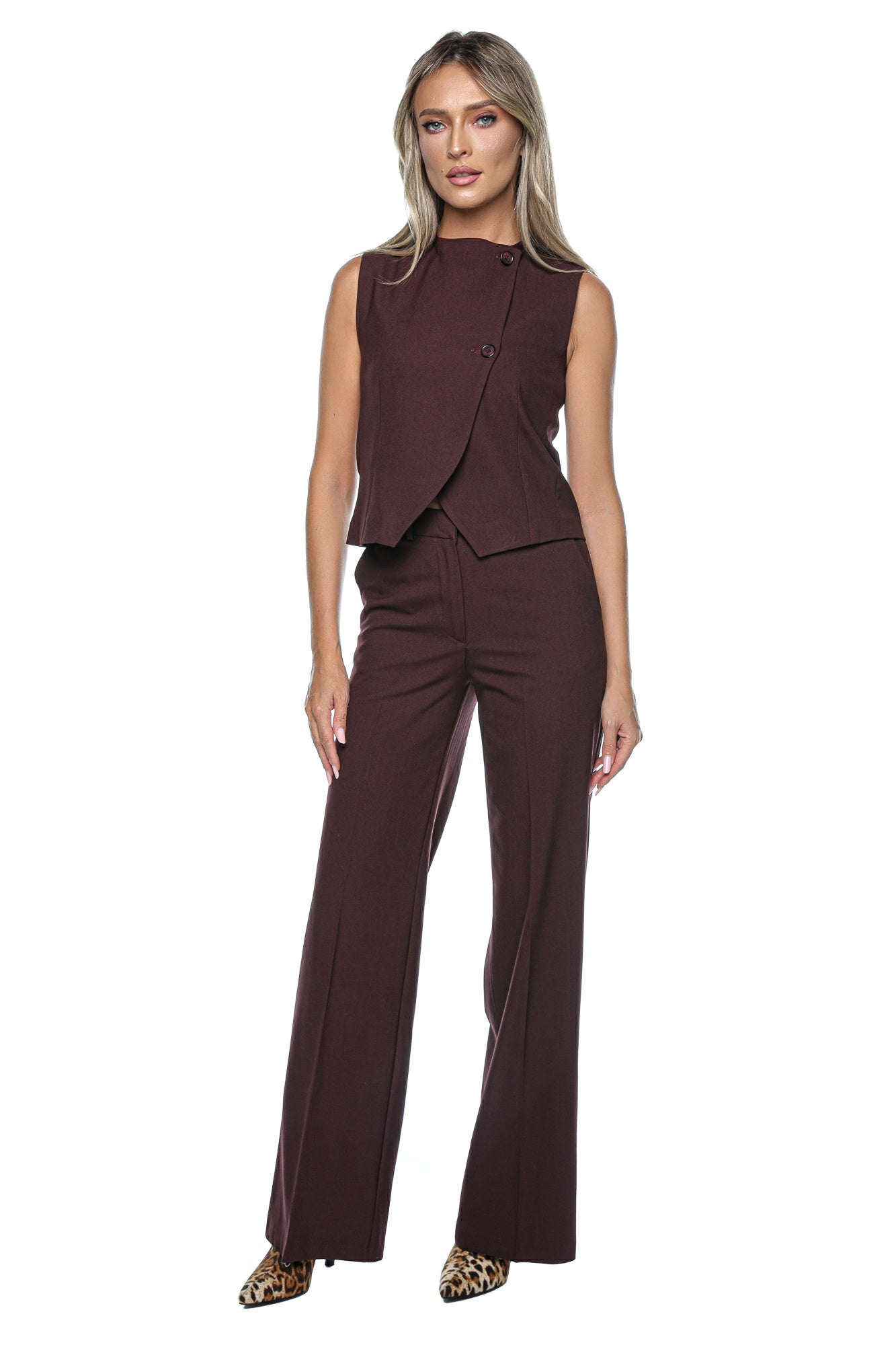 Compleu elegant cu vesta fara maneci si pantaloni largi