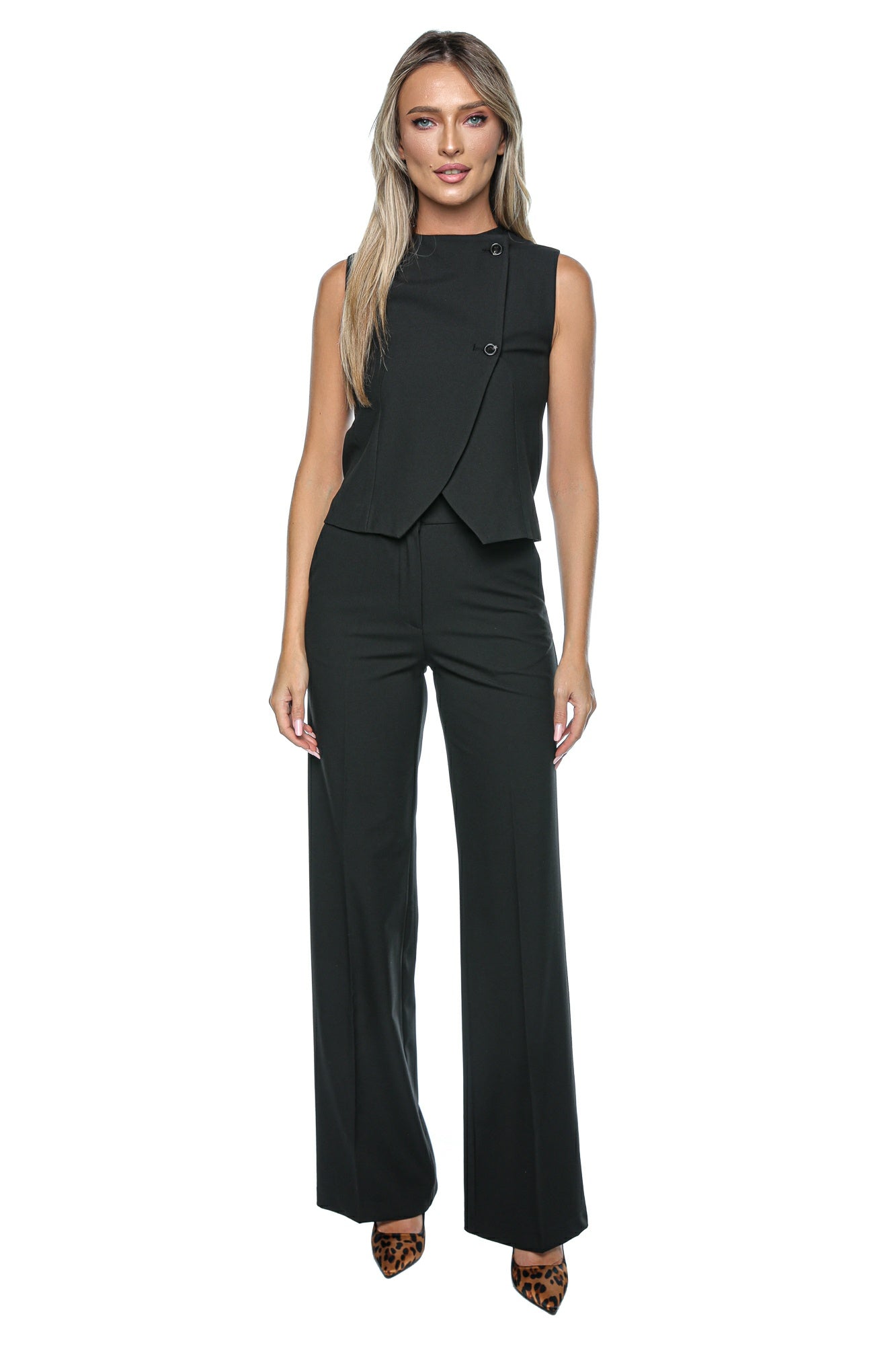 Compleu elegant cu vesta fara maneci si pantaloni largi