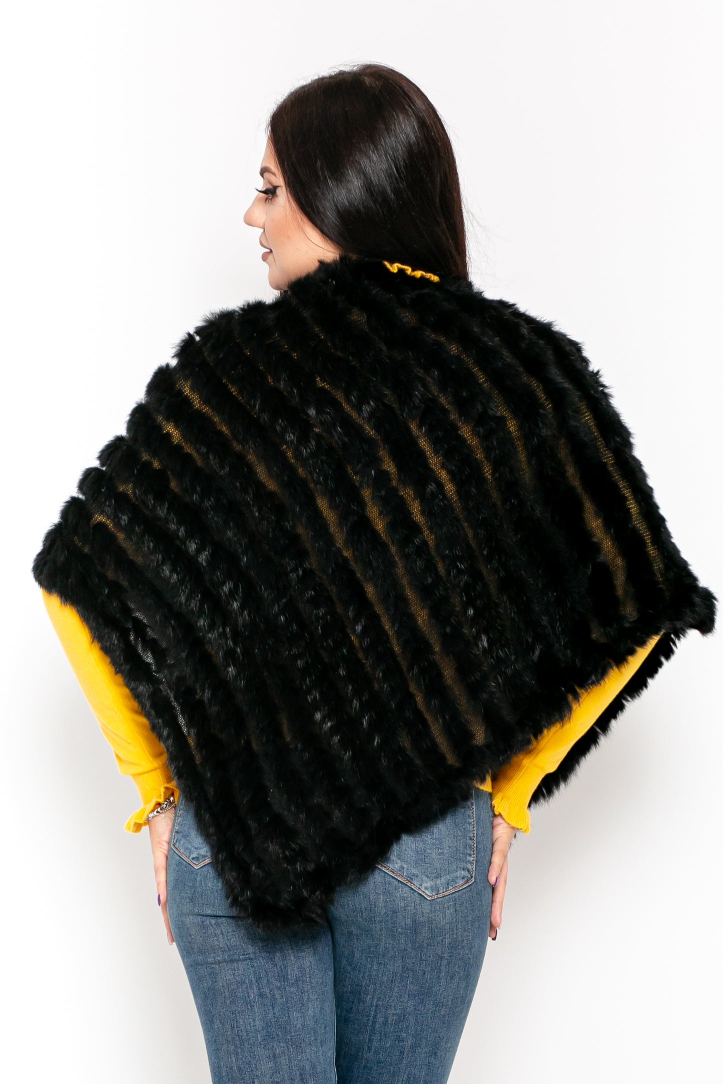 Poncho dama impletit iepure