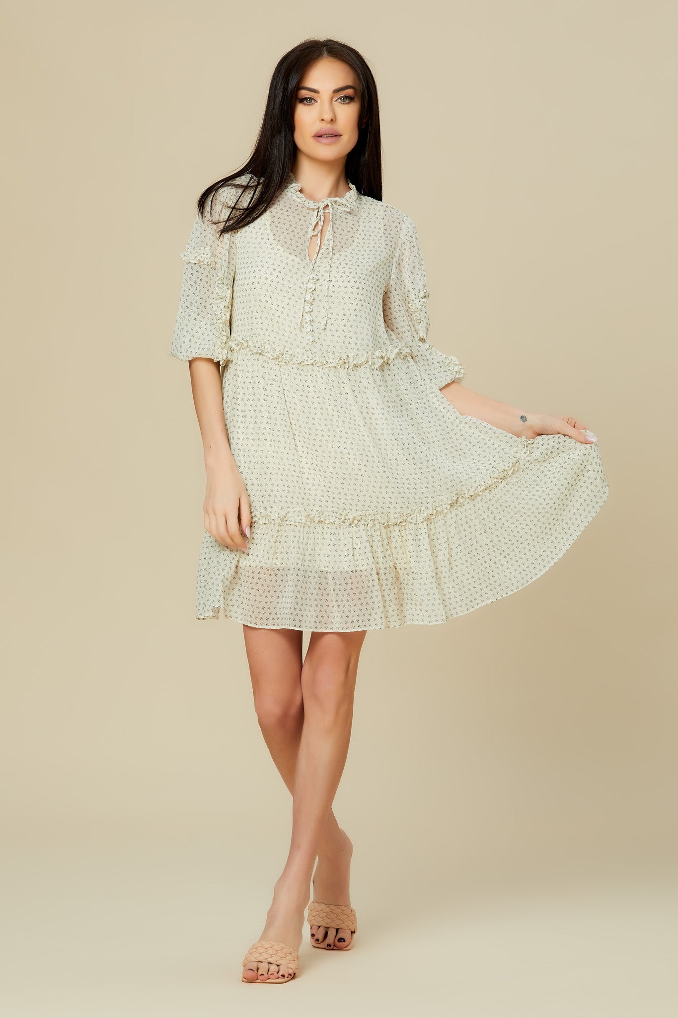 Rochie scurta bej sifon imprimeu volane