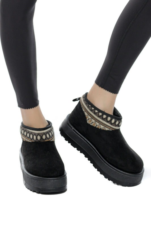 Ghete dama scurte tip ugg talpa groasa motive traditionale