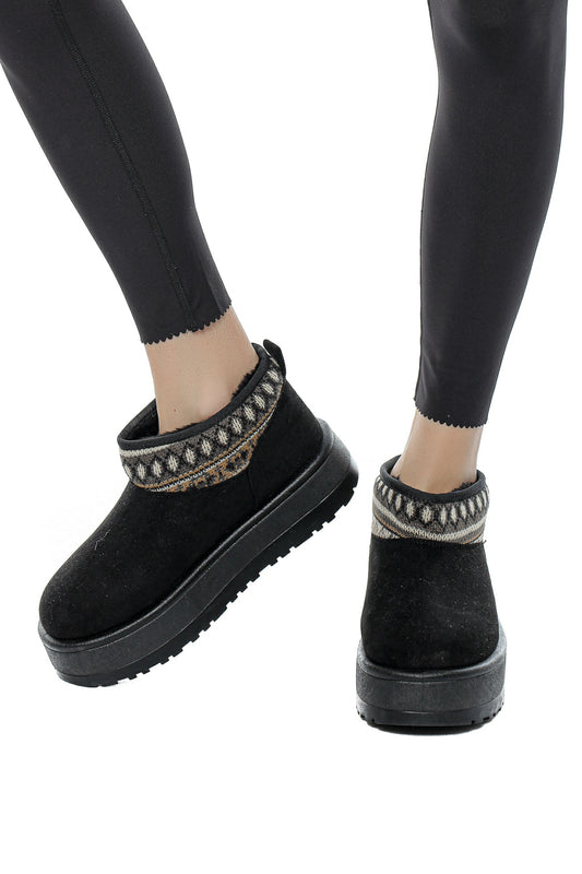 Ghete dama scurte tip ugg talpa groasa motive traditionale