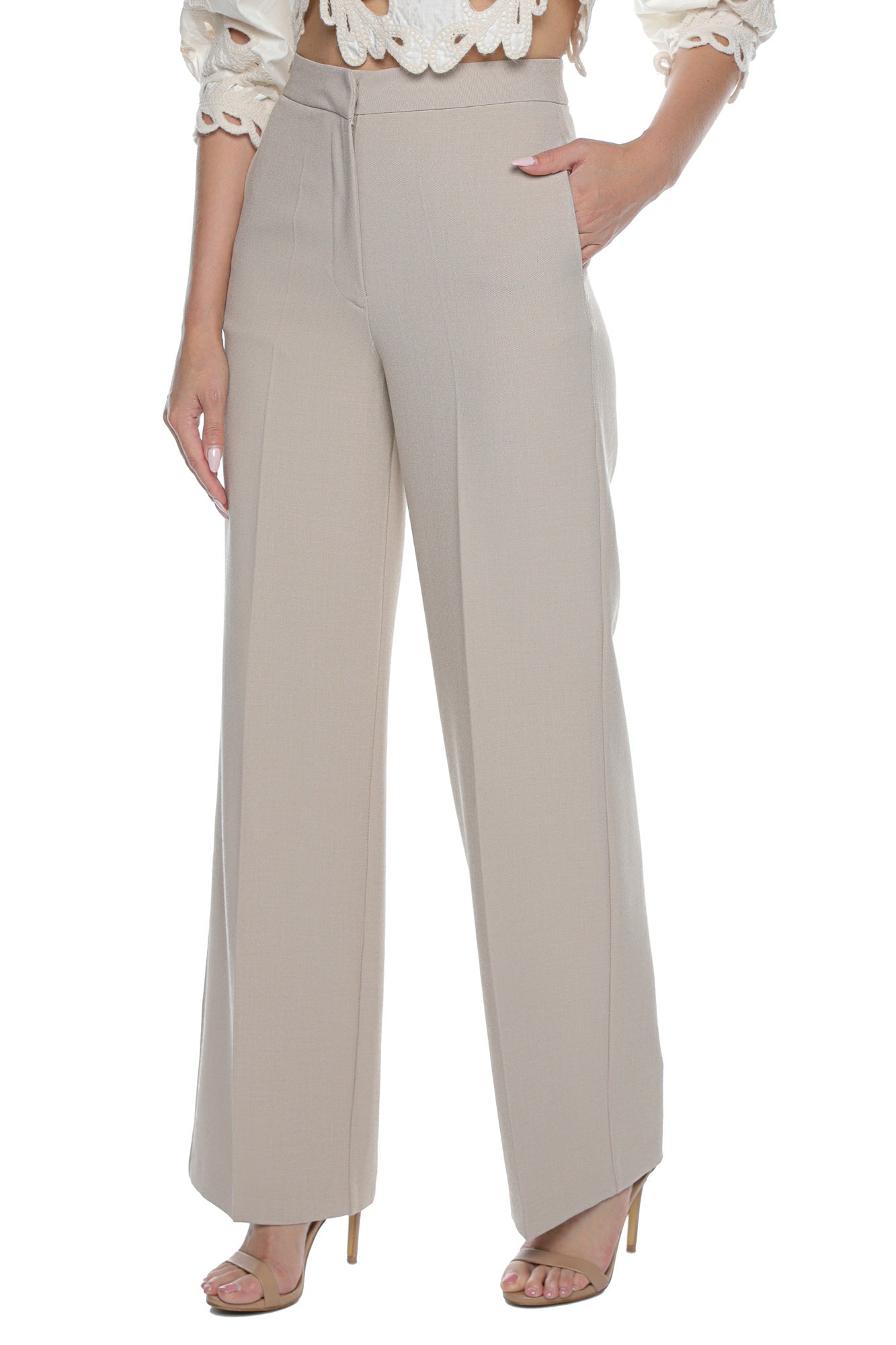 Pantaloni bej eleganți cu croială dreaptă  design office chic