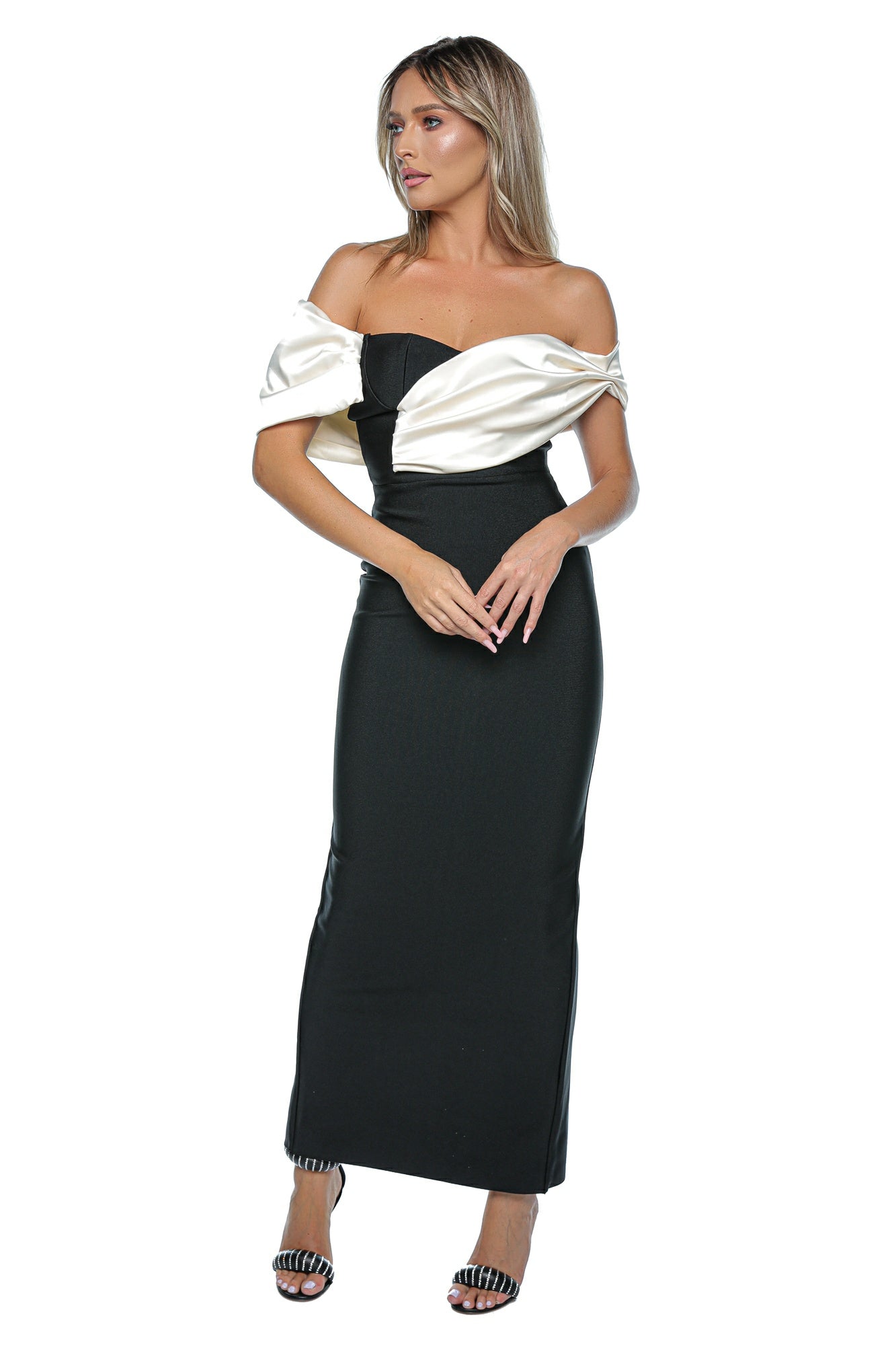 Rochie elegantă cu detaliu  voluminos din satin ivoire