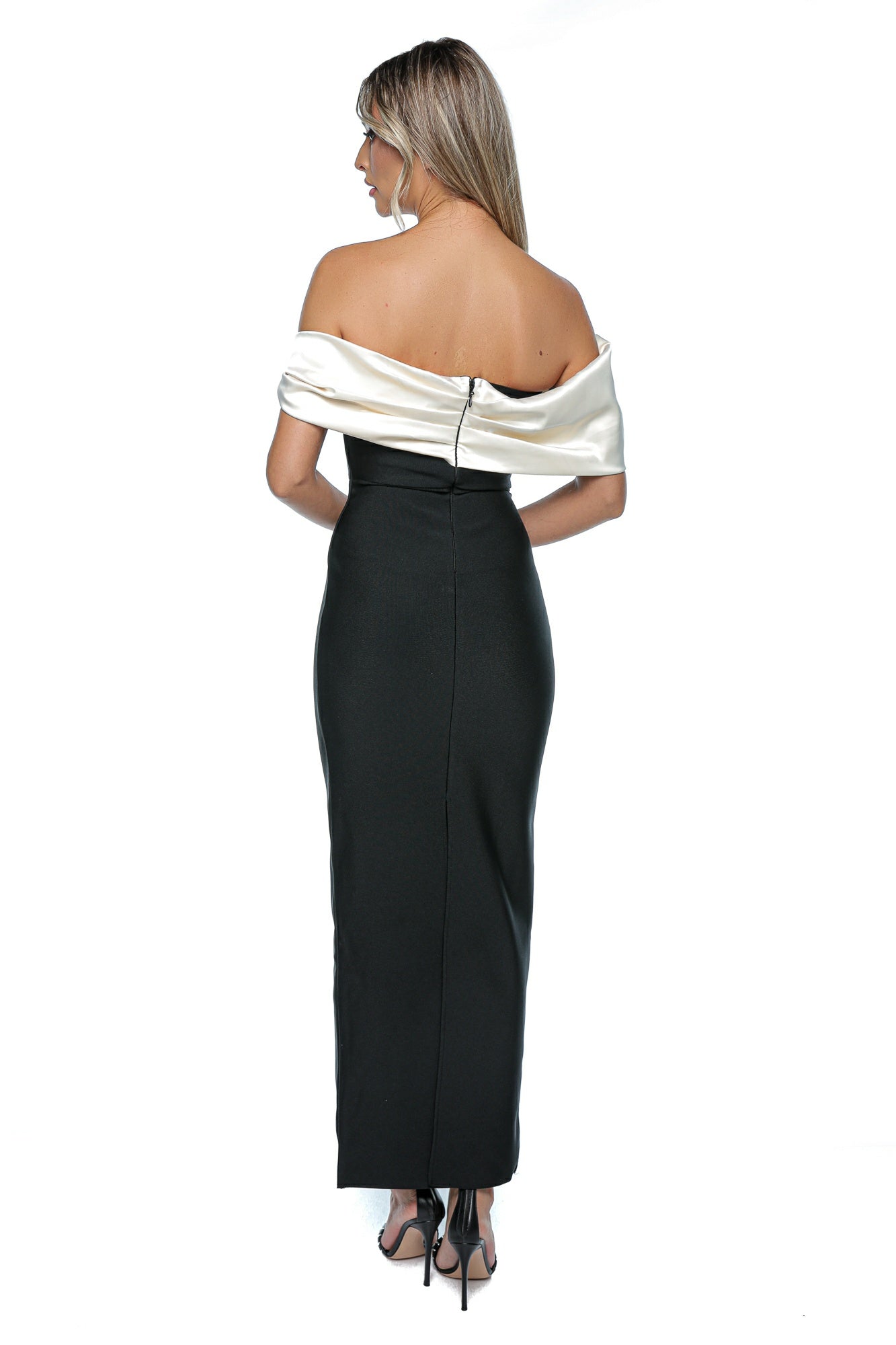 Rochie elegantă cu detaliu  voluminos din satin ivoire